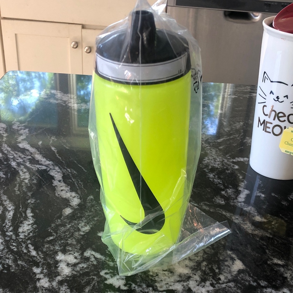 Nike Neon Yellow and Black Sport Bottle